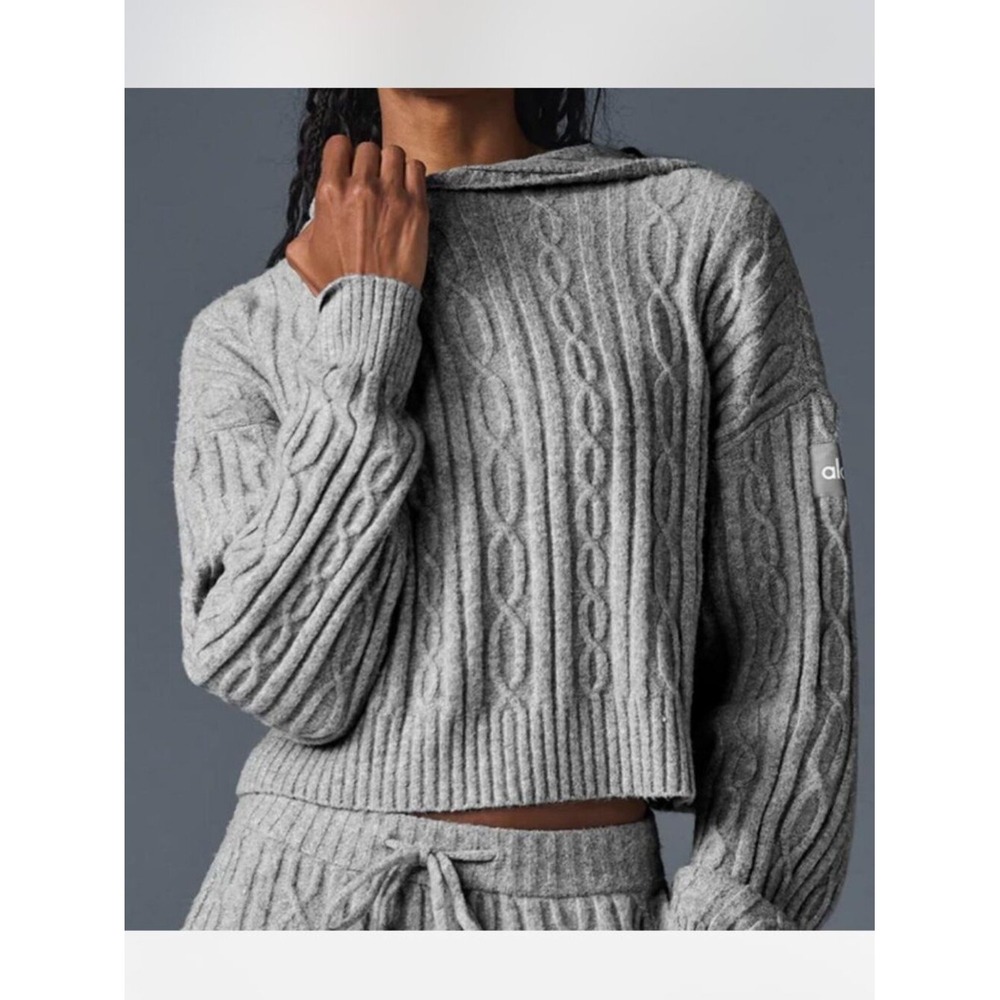 ALO Yoga Cable Knit Winter Bliss Hoodie Athletic Heather Grey Pullover Cozy Fall